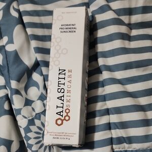 Alastin Skincare Hydratint Pro Mineral Sunscreen